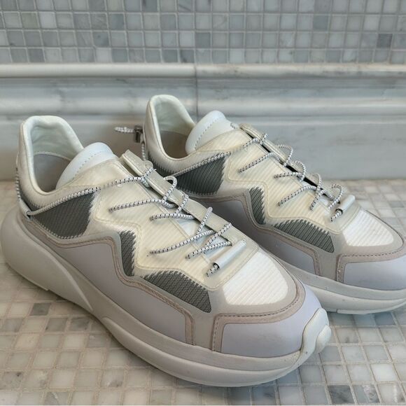 Stuart Weitzman Willow Runner Mesh & Leather
Sneaker - Picture 2 of 10